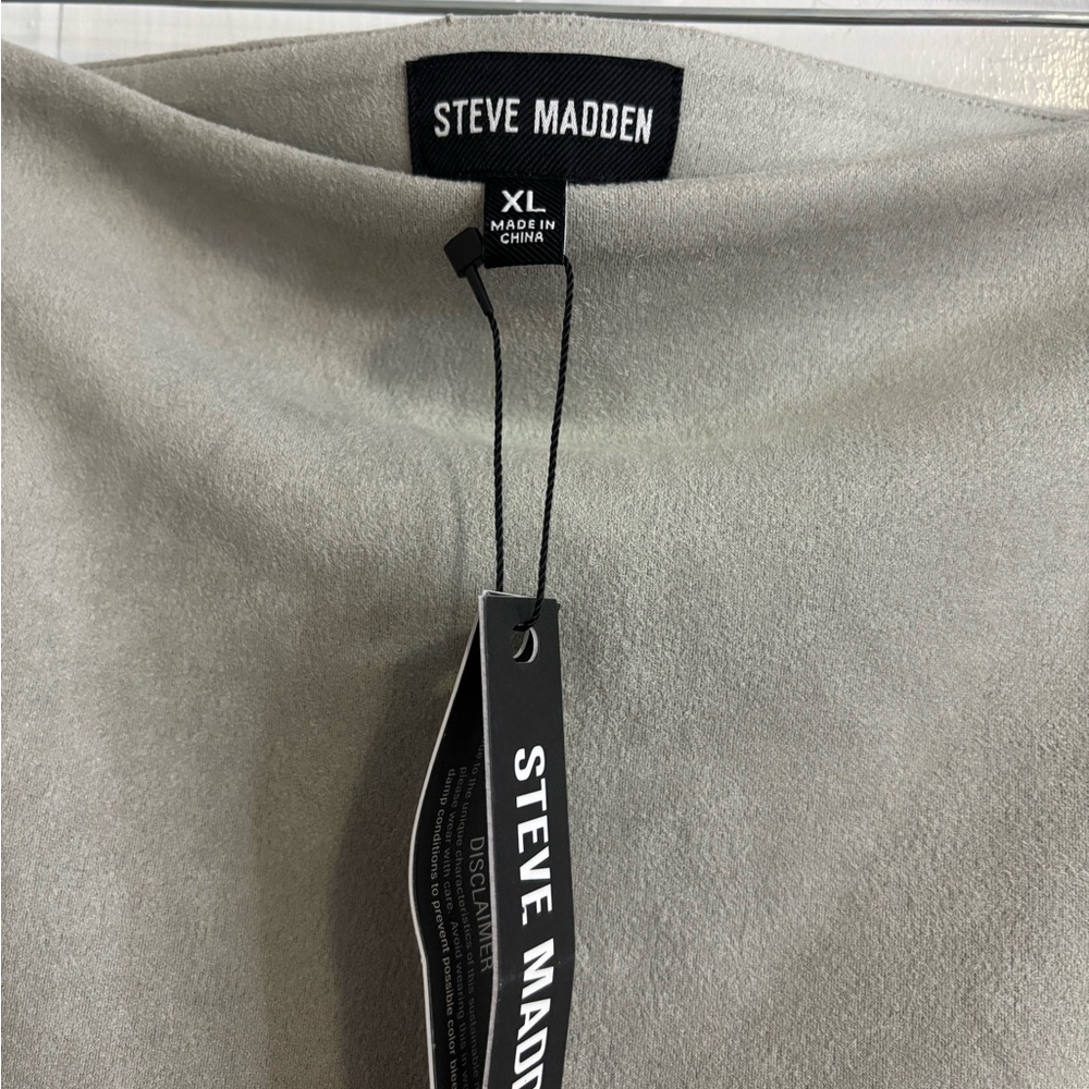 Steve Madden Light Gray Suede-Look Mini Skirt - Picture 2 of 3